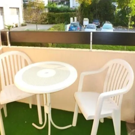 Studio For 2 People