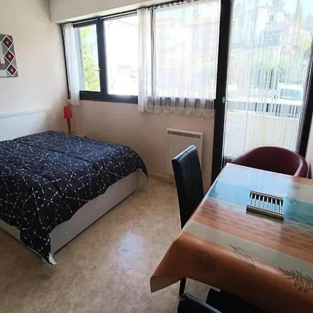 Studio For 2 People * エクスレバン